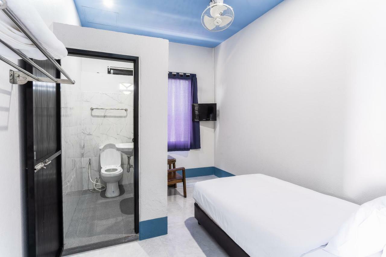 Udomsuk Hotel Satun Exteriör bild